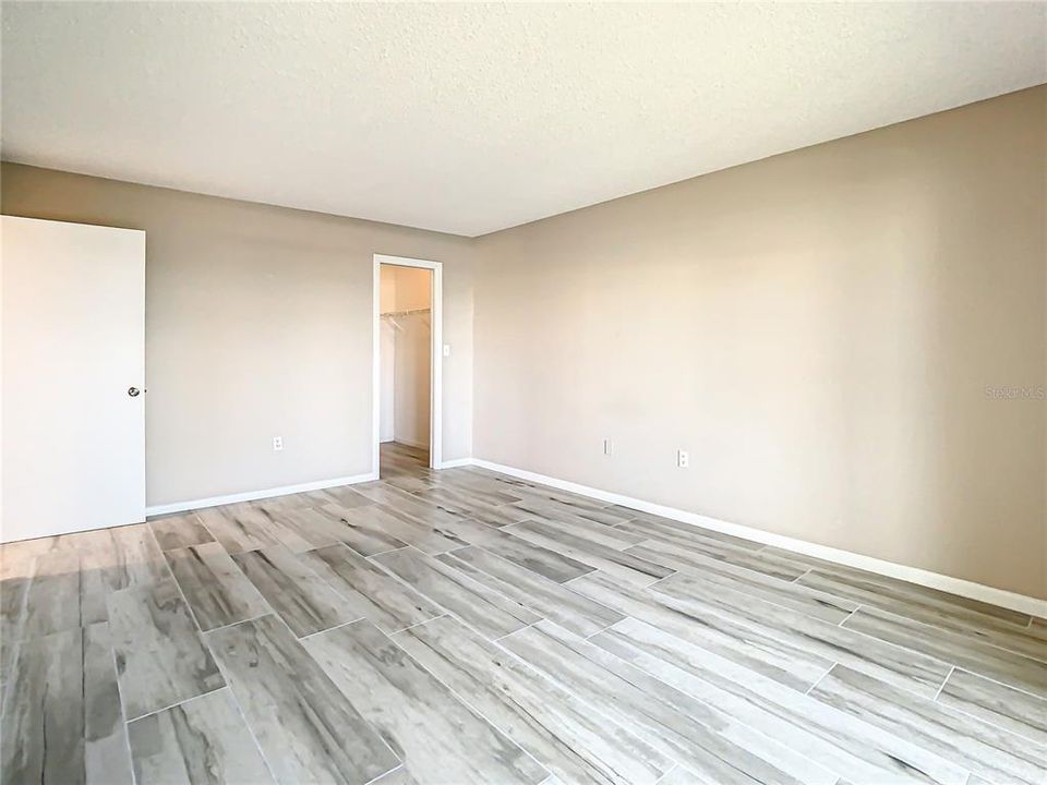 For Rent: $2,150 (2 beds, 2 baths, 1040 Square Feet)