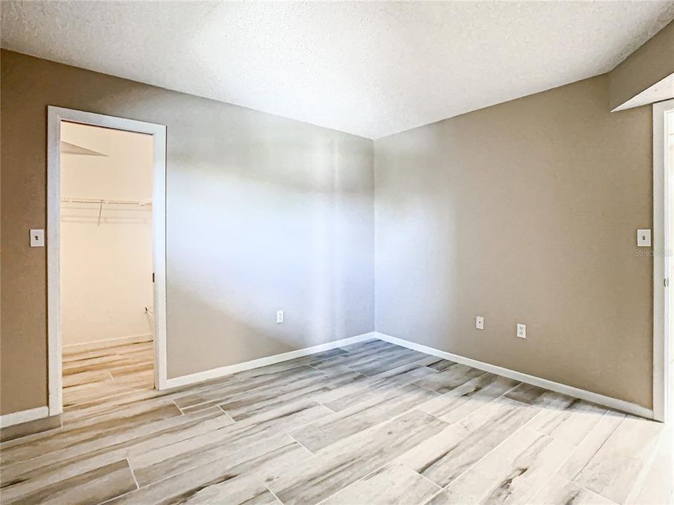 For Rent: $2,150 (2 beds, 2 baths, 1040 Square Feet)