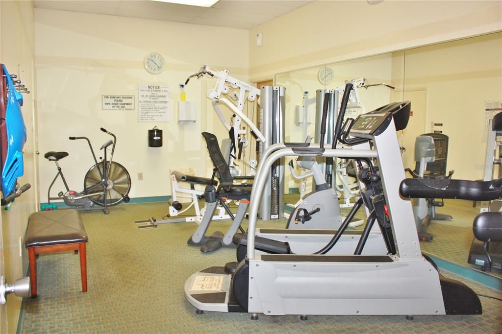 For Rent: $2,150 (2 beds, 2 baths, 1040 Square Feet)