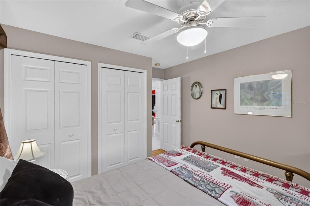For Sale: $373,500 (2 beds, 2 baths, 1447 Square Feet)