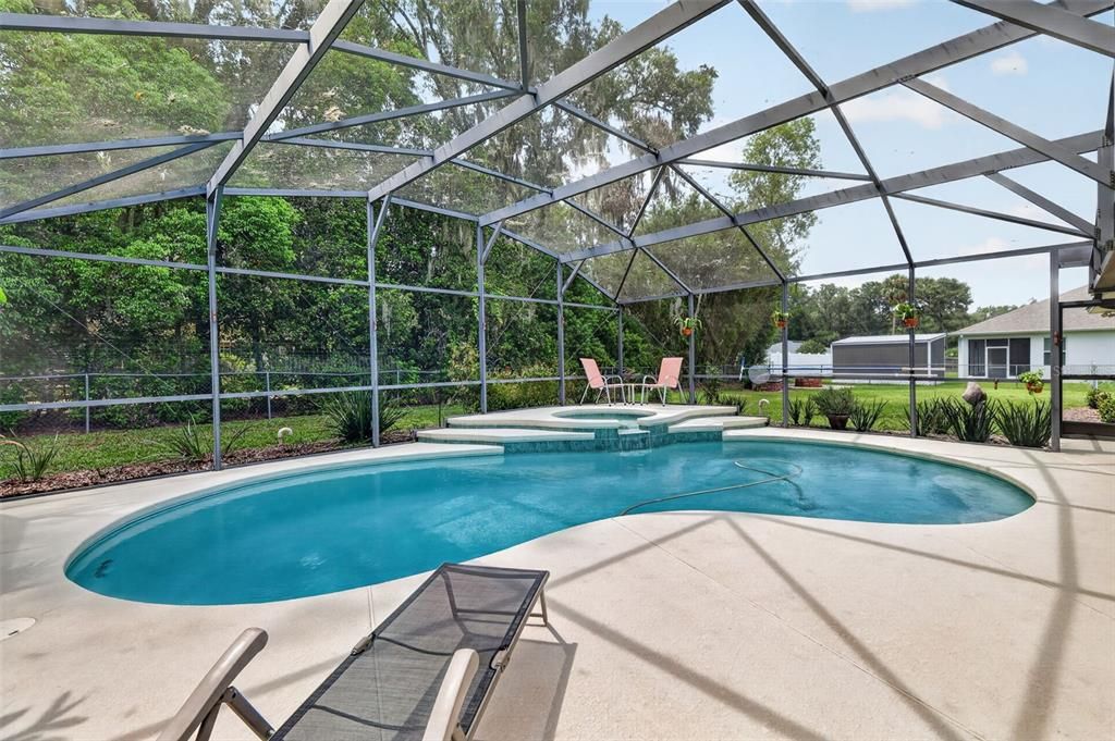 For Sale: $373,500 (2 beds, 2 baths, 1447 Square Feet)