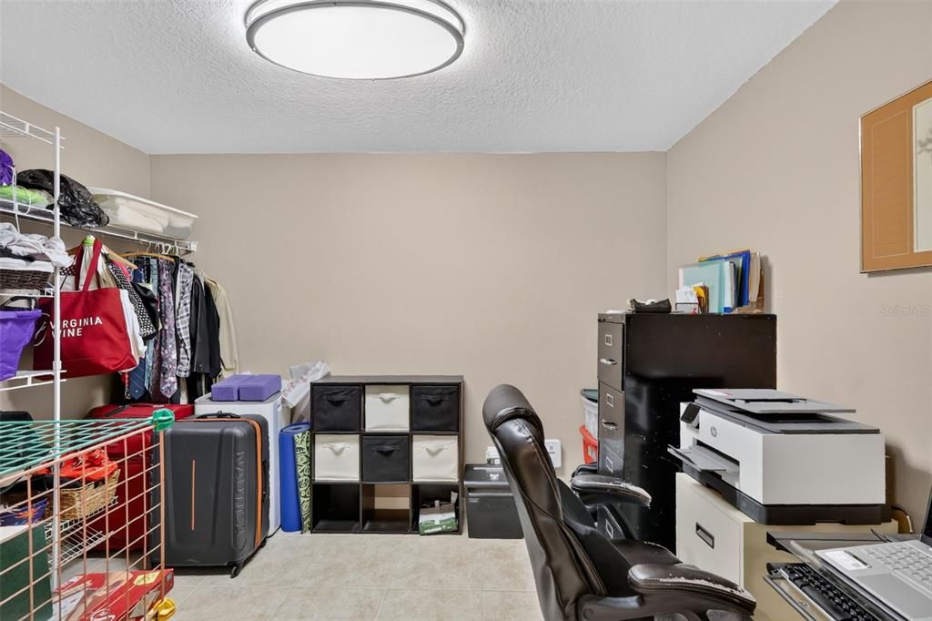 For Sale: $373,500 (2 beds, 2 baths, 1447 Square Feet)