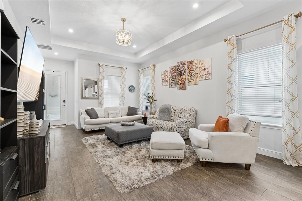 В аренду: $4,500 (4 спален, 3 ванн, 3795 Квадратных фут)