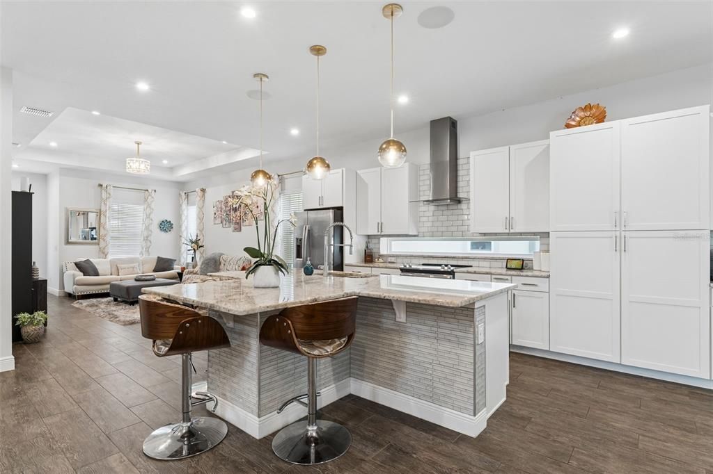 В аренду: $4,500 (4 спален, 3 ванн, 3795 Квадратных фут)