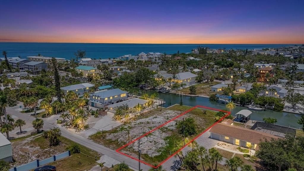 En Venta: $3,199,999 (4 camas, 3 baños, 4002 Pies cuadrados)