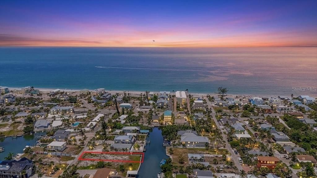 En Venta: $3,199,999 (4 camas, 3 baños, 4002 Pies cuadrados)