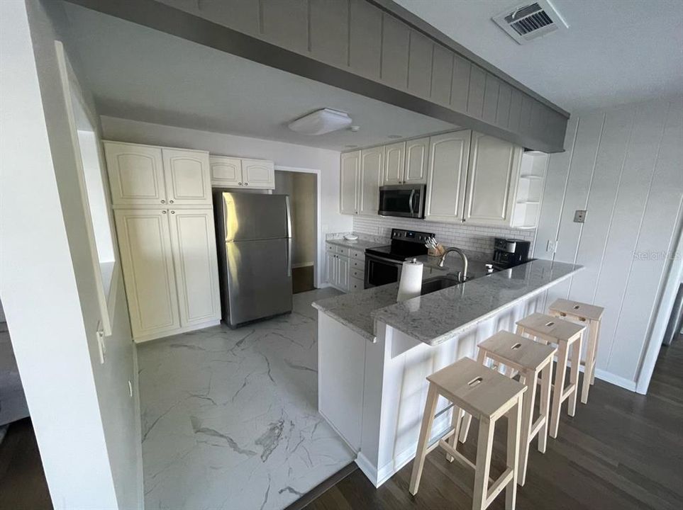 В аренду: $2,500 (3 спален, 2 ванн, 1776 Квадратных фут)