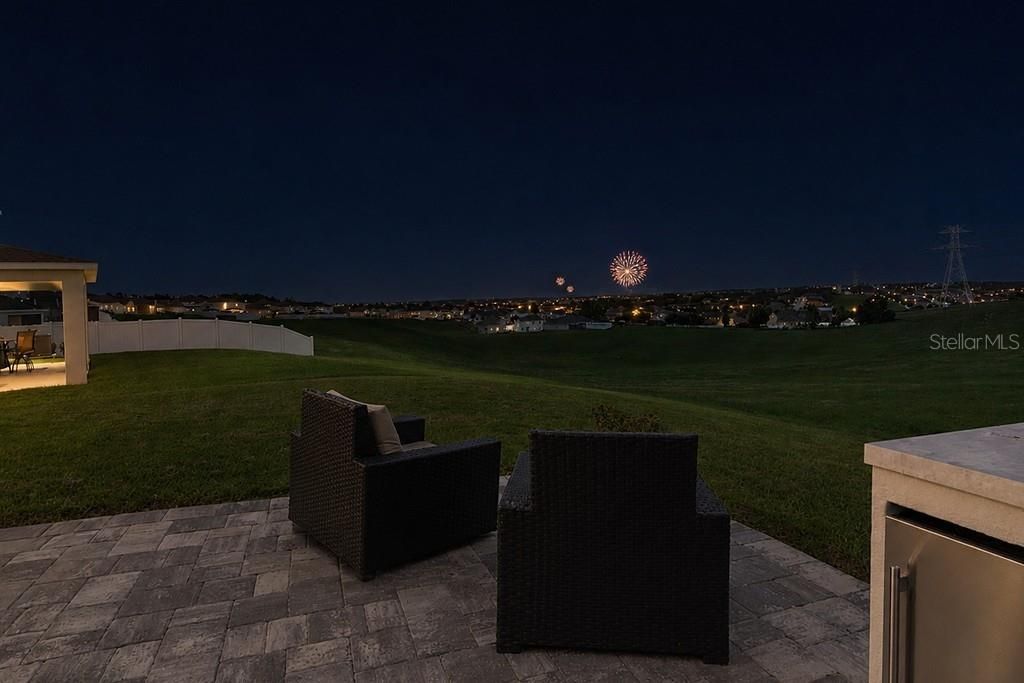 For Sale: $629,999 (4 beds, 2 baths, 2808 Square Feet)