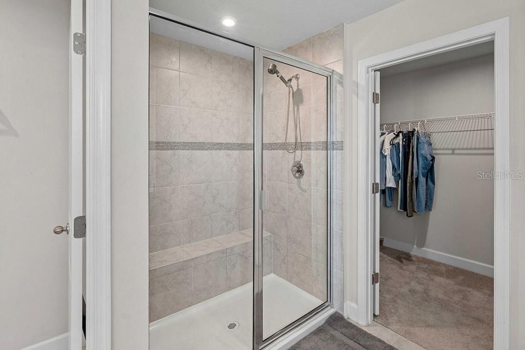 For Sale: $629,999 (4 beds, 2 baths, 2808 Square Feet)