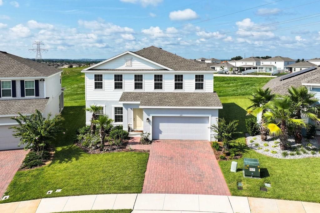 For Sale: $629,999 (4 beds, 2 baths, 2808 Square Feet)