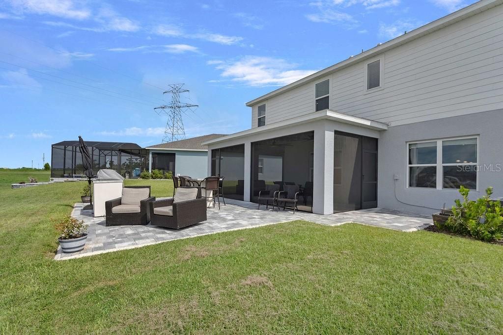 For Sale: $629,999 (4 beds, 2 baths, 2808 Square Feet)