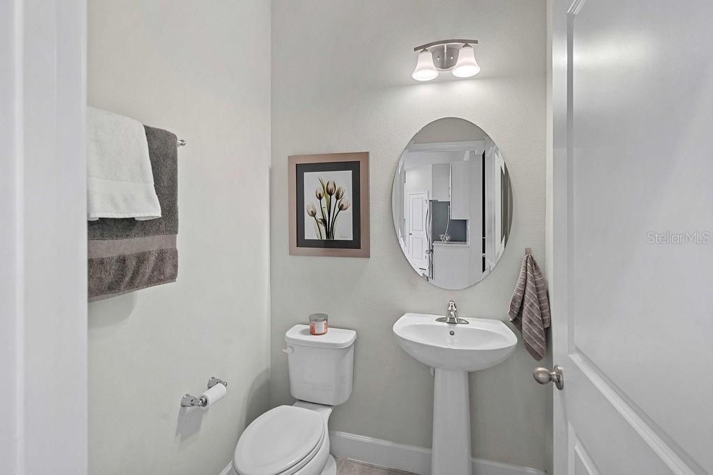 For Sale: $629,999 (4 beds, 2 baths, 2808 Square Feet)