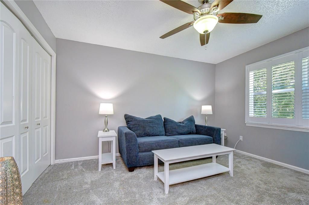 For Sale: $325,000 (3 beds, 2 baths, 1450 Square Feet)