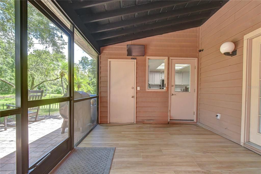For Sale: $325,000 (3 beds, 2 baths, 1450 Square Feet)