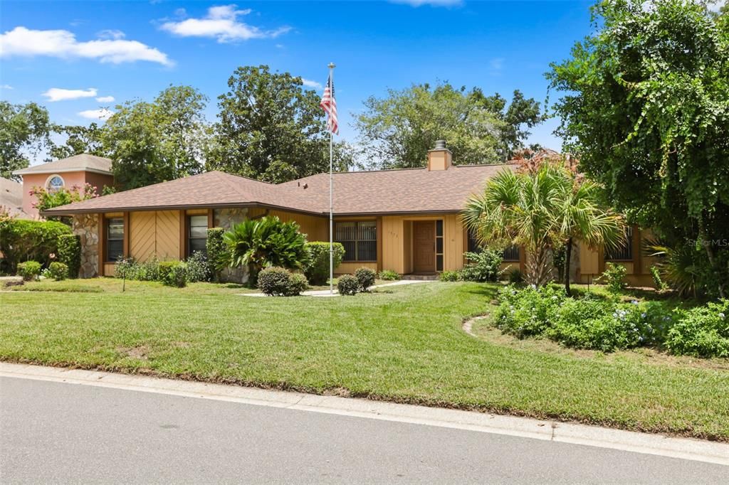 For Sale: $425,000 (3 beds, 2 baths, 2230 Square Feet)
