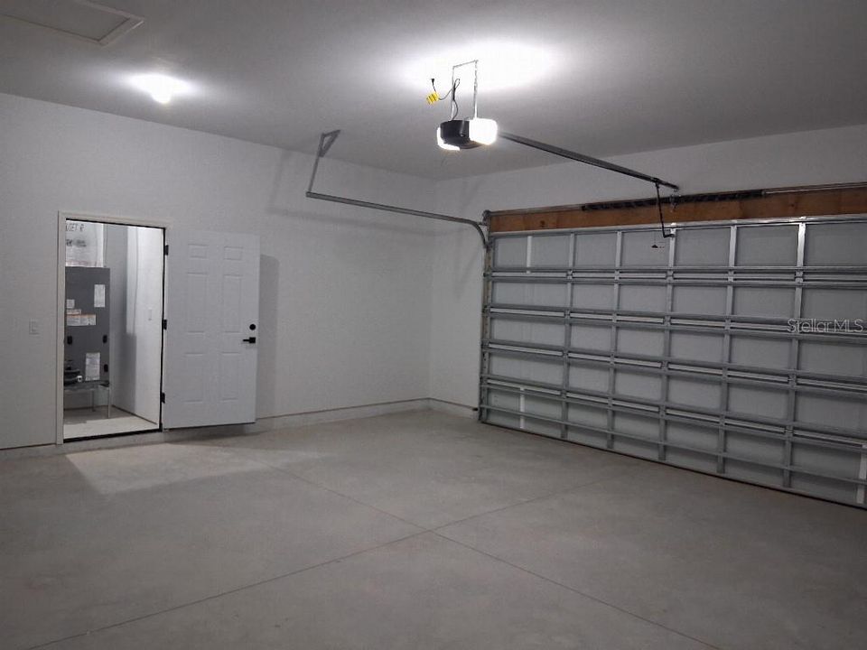 На продажу: $375,000 (4 спален, 2 ванн, 2083 Квадратных фут)