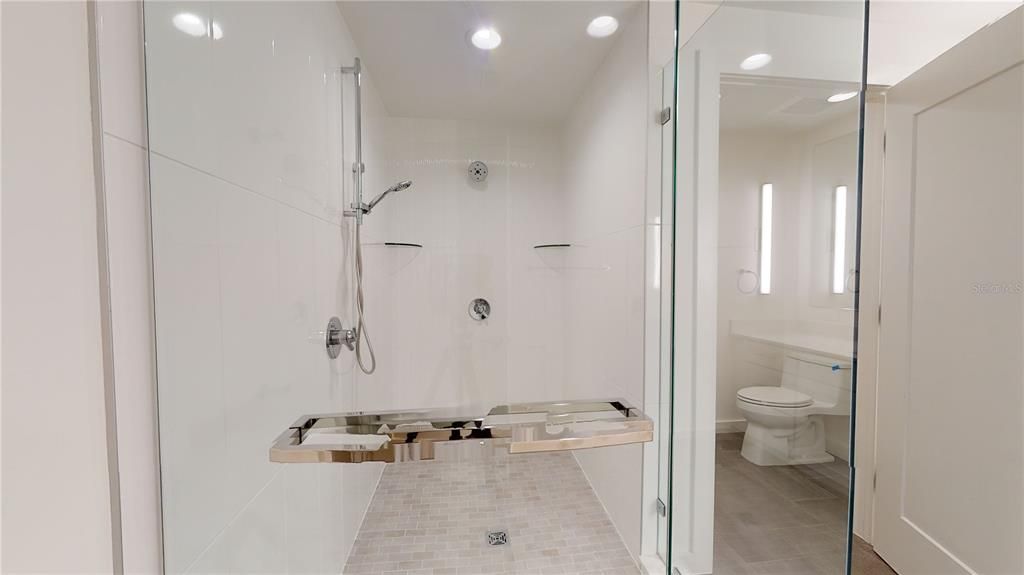 For Rent: $5,500 (2 beds, 2 baths, 1789 Square Feet)