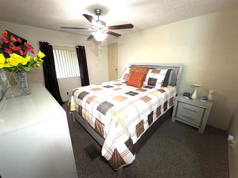 For Sale: $145,000 (2 beds, 2 baths, 1248 Square Feet)
