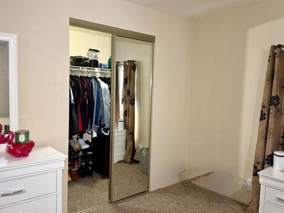 For Sale: $145,000 (2 beds, 2 baths, 1248 Square Feet)