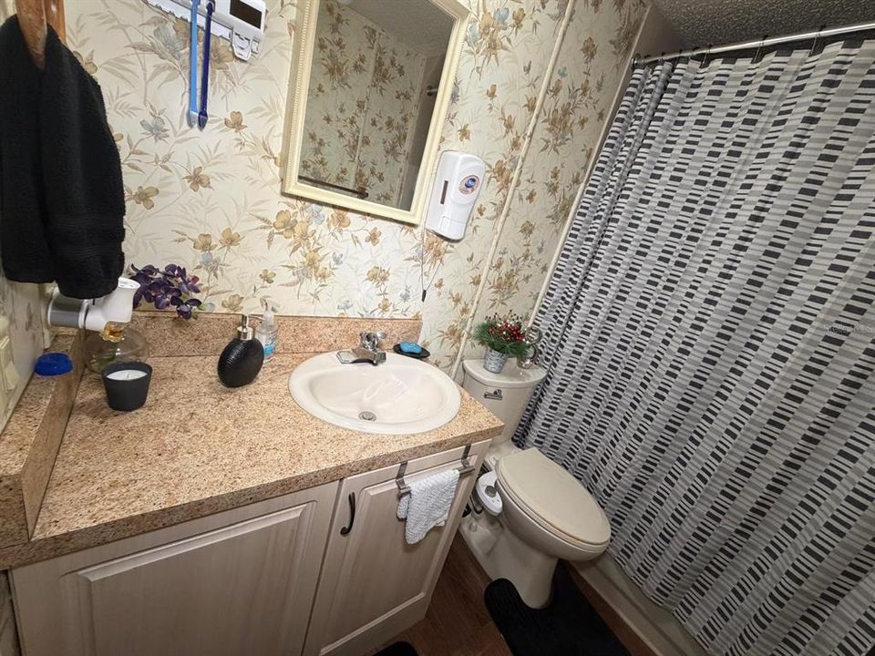 For Sale: $145,000 (2 beds, 2 baths, 1248 Square Feet)