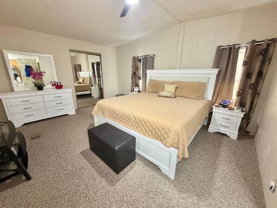 For Sale: $145,000 (2 beds, 2 baths, 1248 Square Feet)