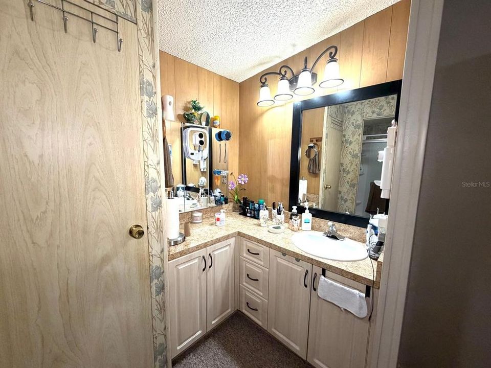 For Sale: $145,000 (2 beds, 2 baths, 1248 Square Feet)