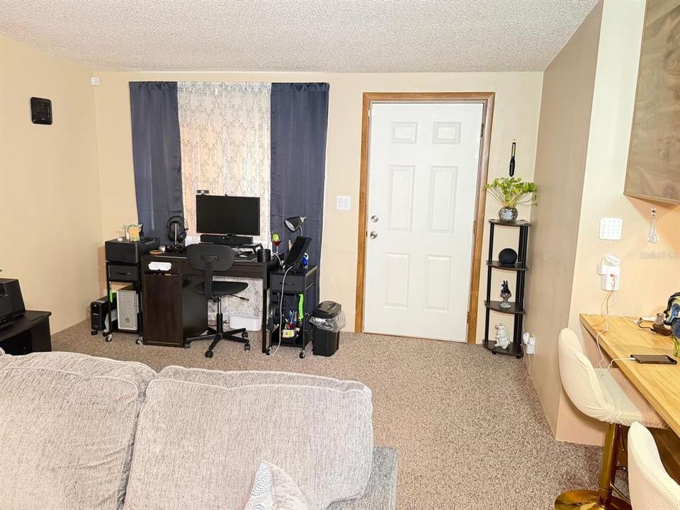 For Sale: $145,000 (2 beds, 2 baths, 1248 Square Feet)