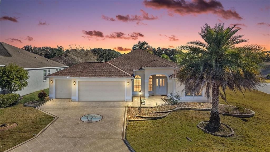 Active With Contract: $649,000 (3 beds, 2 baths, 1927 Square Feet)