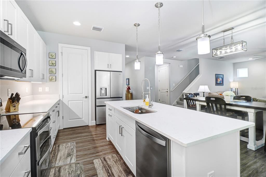 Active With Contract: $675,000 (4 beds, 2 baths, 2388 Square Feet)