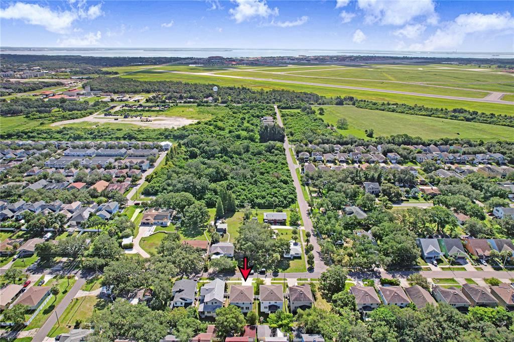Active With Contract: $675,000 (4 beds, 2 baths, 2388 Square Feet)