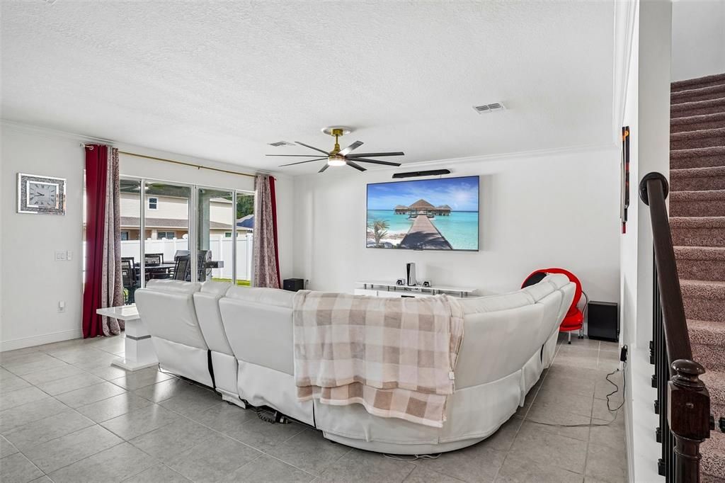 For Sale: $949,500 (5 beds, 5 baths, 4801 Square Feet)