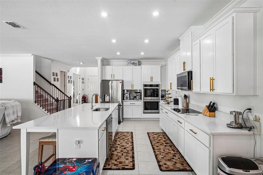 For Sale: $949,500 (5 beds, 5 baths, 4801 Square Feet)