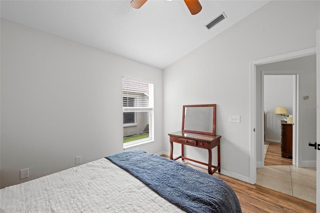 For Sale: $375,000 (3 beds, 2 baths, 1417 Square Feet)