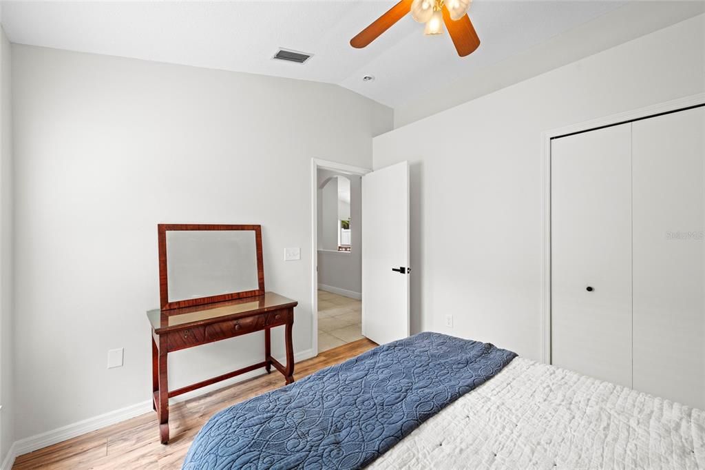 For Sale: $375,000 (3 beds, 2 baths, 1417 Square Feet)