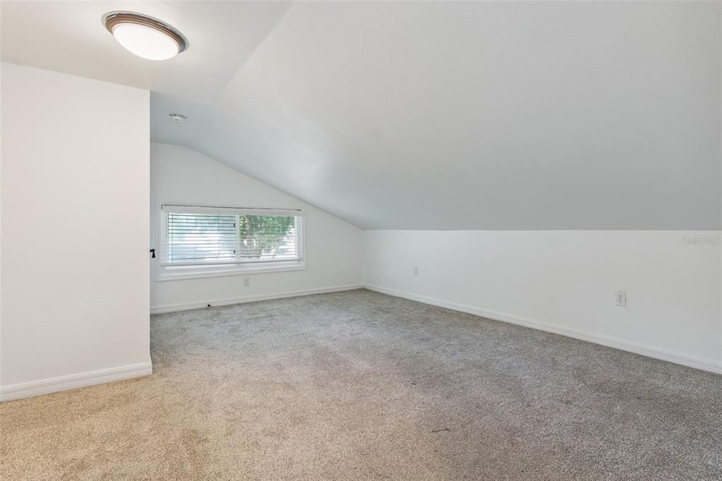 En Venta: $370,000 (5 camas, 2 baños, 1776 Pies cuadrados)
