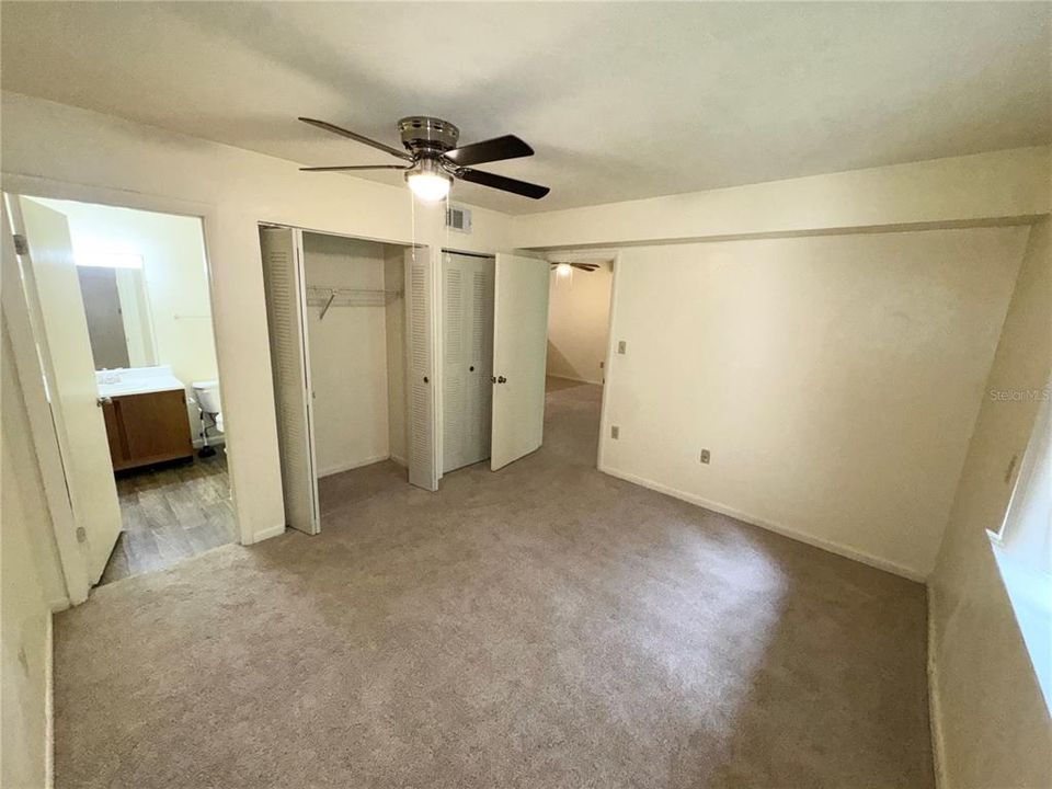 For Sale: $119,000 (2 beds, 2 baths, 874 Square Feet)