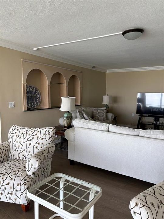 For Rent: $6,500 (4 beds, 3 baths, 3167 Square Feet)