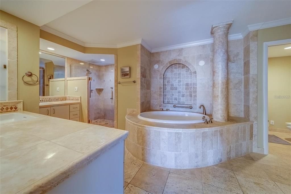 For Rent: $6,500 (4 beds, 3 baths, 3167 Square Feet)