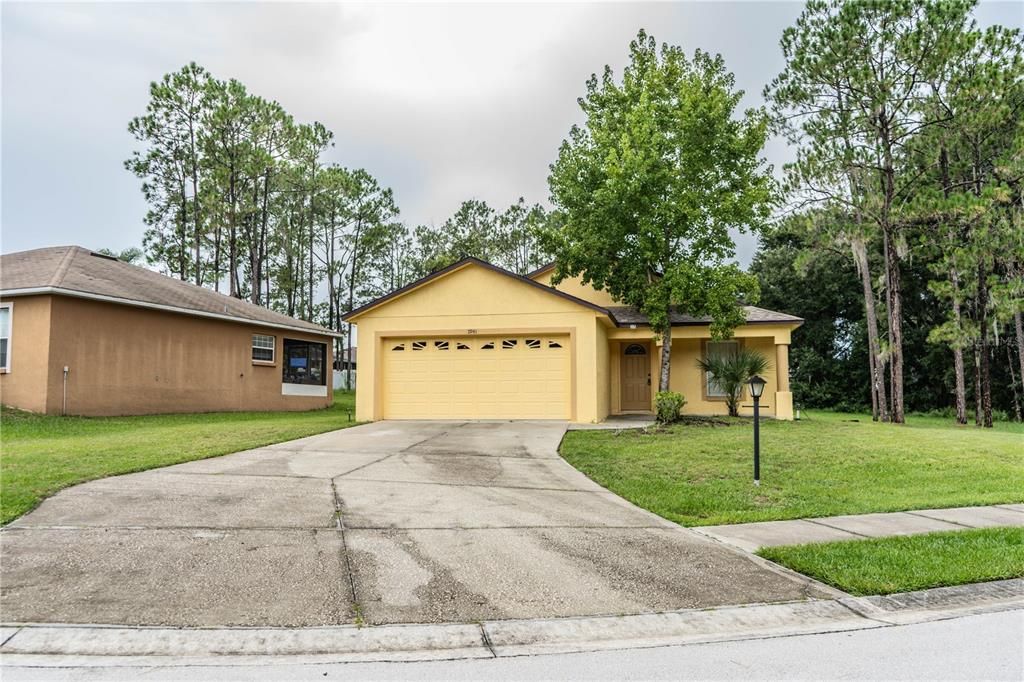 Activo con contrato: $260,000 (3 camas, 2 baños, 1205 Pies cuadrados)