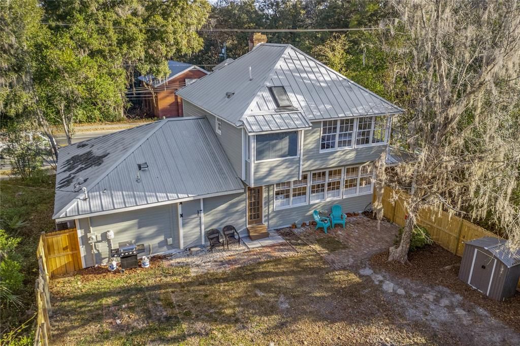 En Venta: $399,900 (4 camas, 3 baños, 2566 Pies cuadrados)