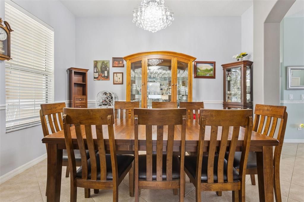 En Venta: $619,000 (3 camas, 3 baños, 2222 Pies cuadrados)