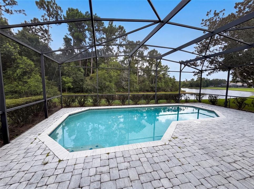 En Venta: $660,000 (5 camas, 3 baños, 3227 Pies cuadrados)