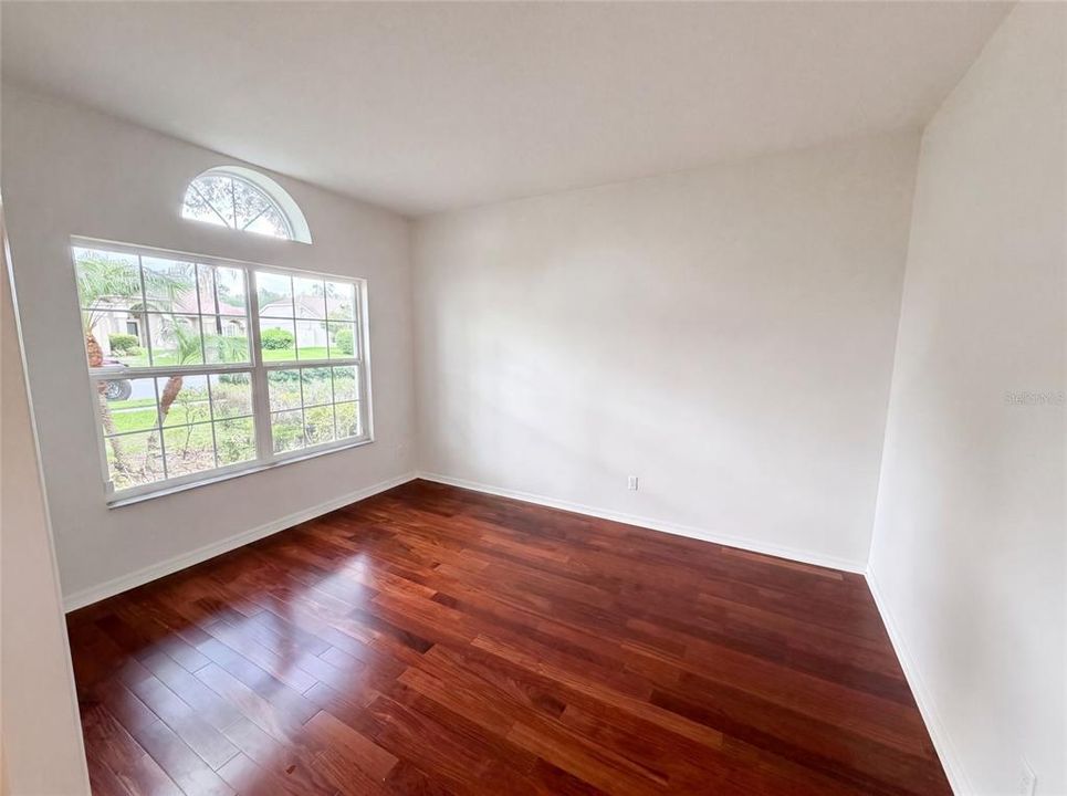 En Venta: $660,000 (5 camas, 3 baños, 3227 Pies cuadrados)