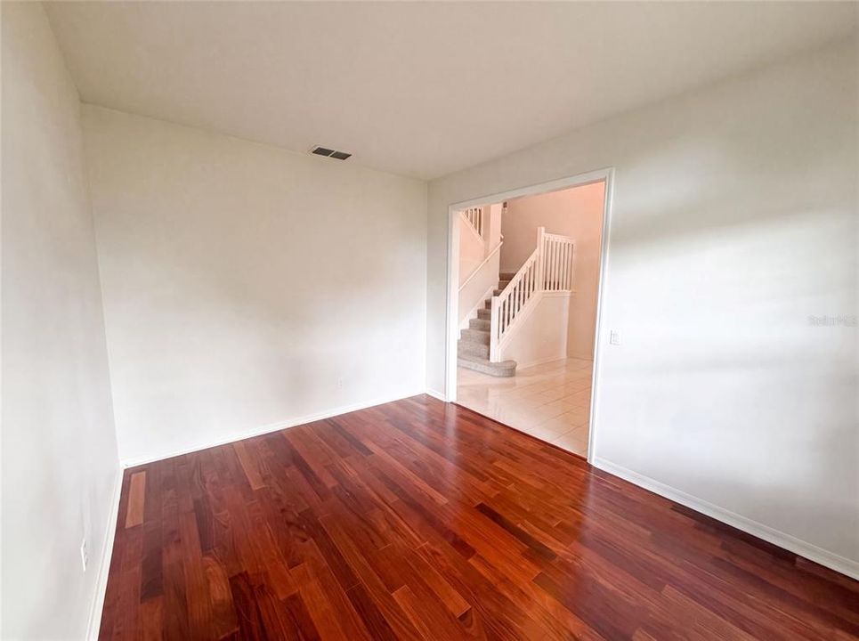En Venta: $660,000 (5 camas, 3 baños, 3227 Pies cuadrados)