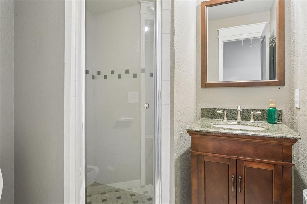 В аренду: $1,750 (2 спален, 2 ванн, 1110 Квадратных фут)
