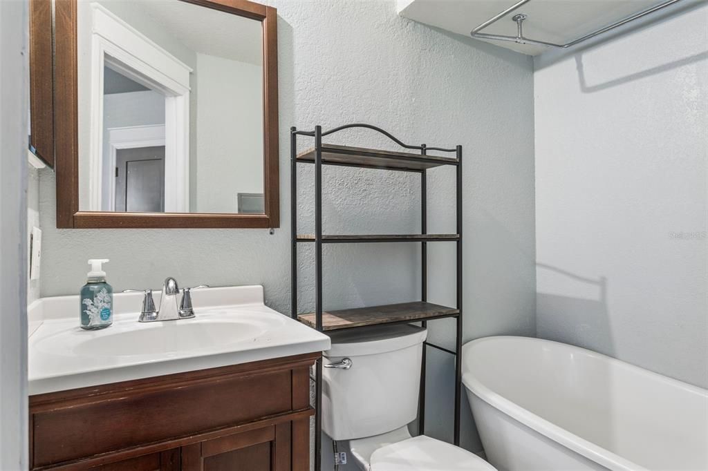 В аренду: $1,750 (2 спален, 2 ванн, 1110 Квадратных фут)