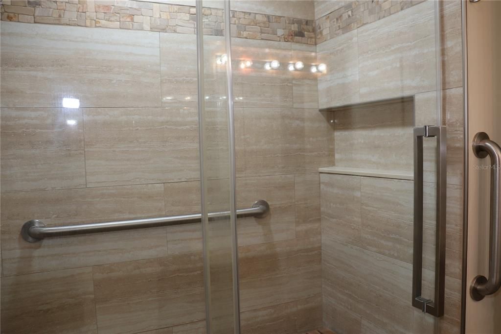 На продажу: $259,000 (3 спален, 2 ванн, 1412 Квадратных фут)