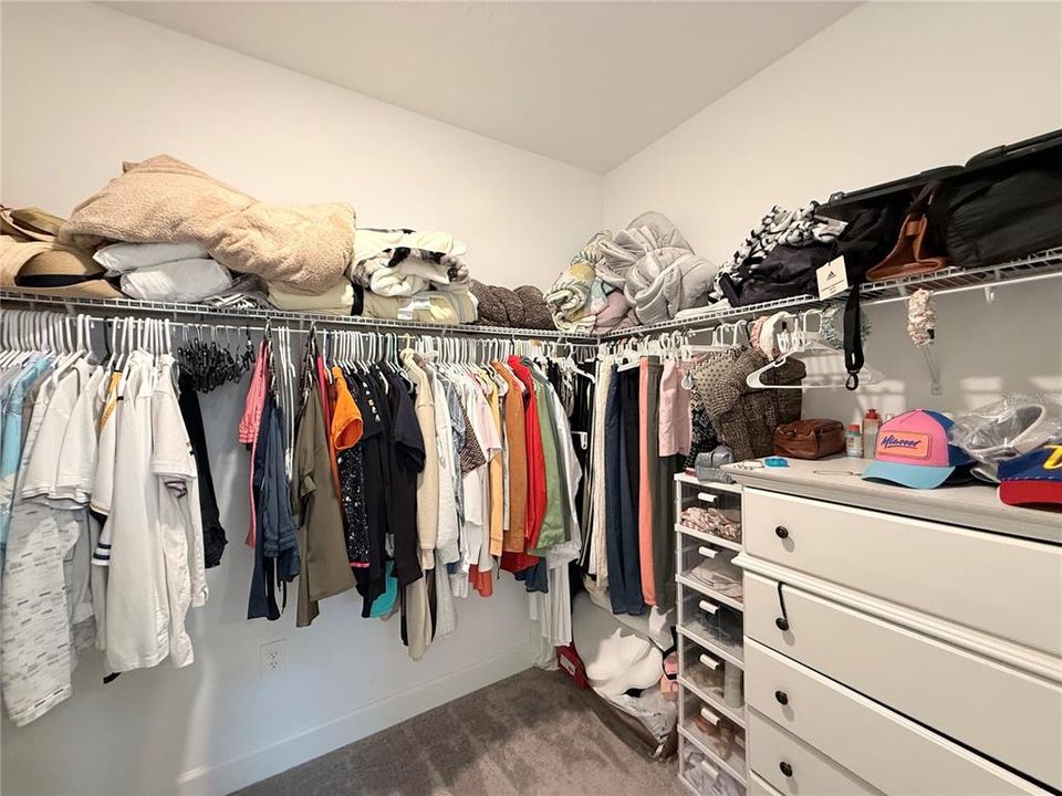 En Renta: $3,900 (5 camas, 4 baños, 2569 Pies cuadrados)
