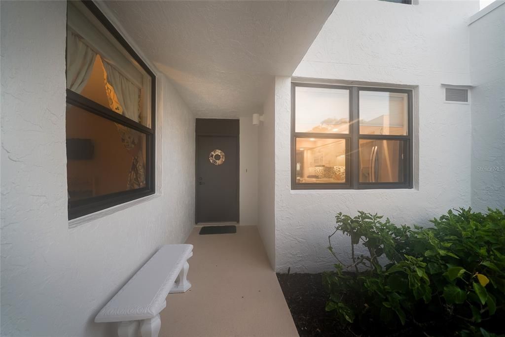 For Sale: $970,000 (2 beds, 2 baths, 1601 Square Feet)
