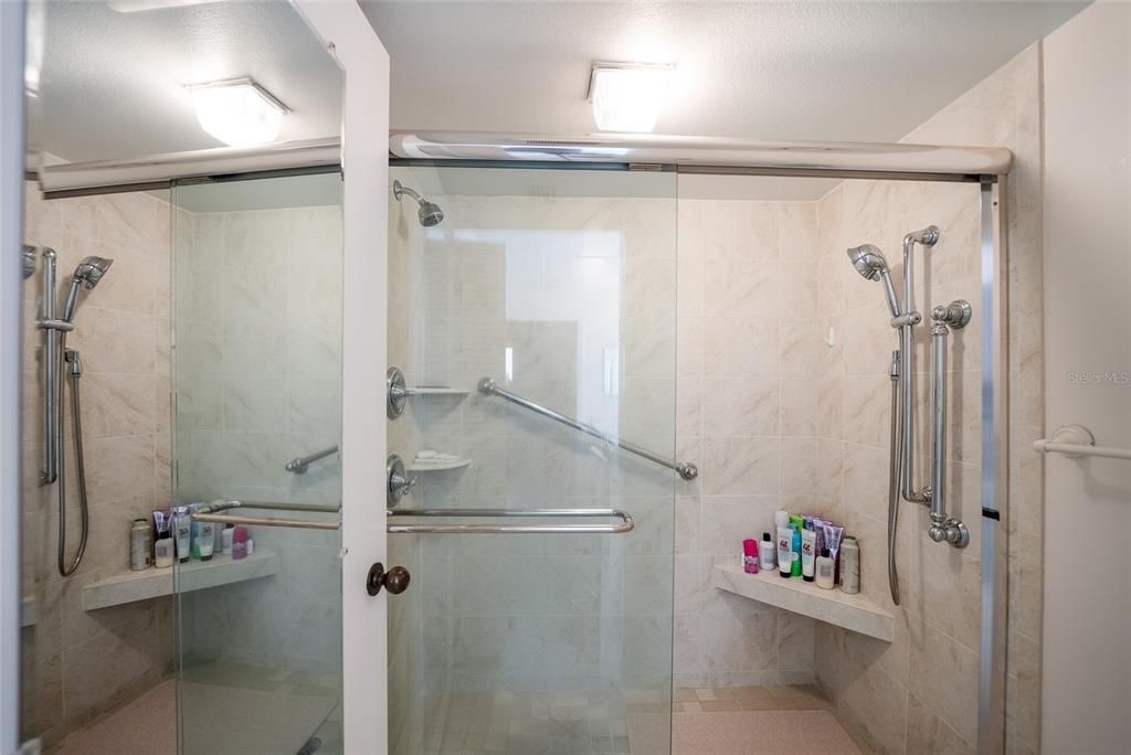 For Sale: $970,000 (2 beds, 2 baths, 1601 Square Feet)